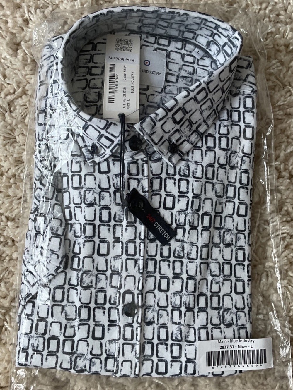 💐NWT💐 Blue Industry Men's Printed Short Sleeve Button-Up Shirt - size L